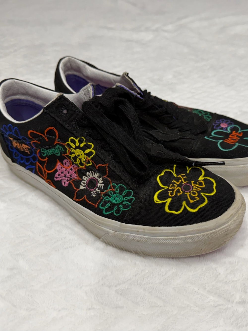Vans Black Canvas Low-Top Sneakers with Multicolor Floral Embroidery
